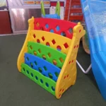 producto-organizador-infantil-de-libros-jirafa-3-1.webp